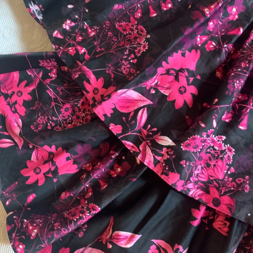 NWT Alice and Olivia puff sleeve floral print mini dress size small - Picture 9 of 10